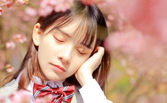 宝宝才三根手指就受不了